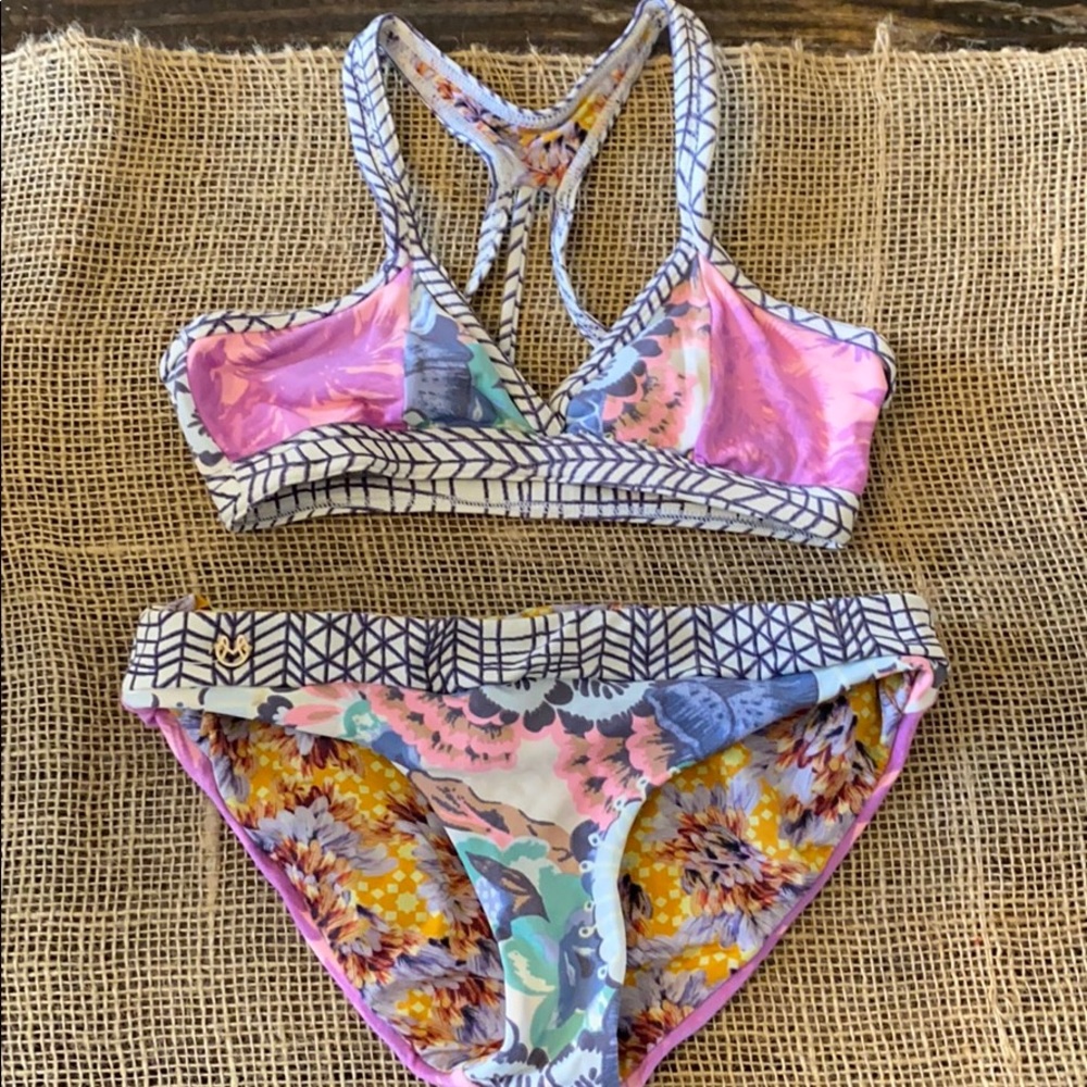 Girls reversible maaji bikini.